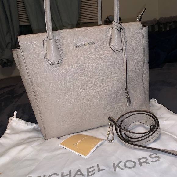Michael Kors Handbags - Michael Kors Mercer Large Satchel Cement